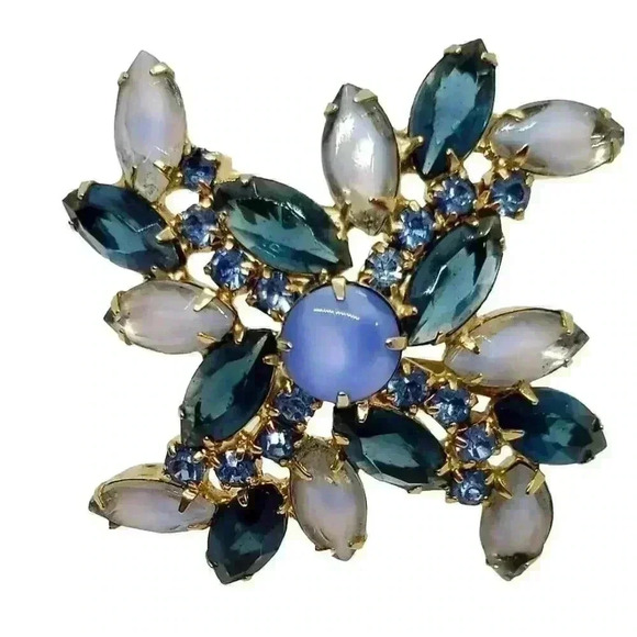 Vintage Jewelry - Vintage Brooch Blue & White Moonstone Moonglow Cats Eye & Rhinestone Starburst